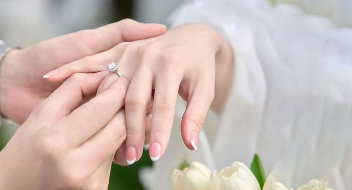 Engagement Rings 101: How to Pick the Right Diamond for Your Partner