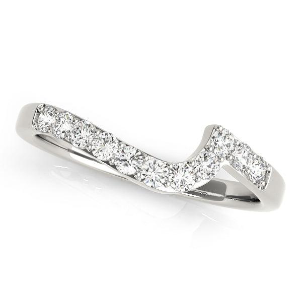 Solene Curved Wedding Band in Platinum