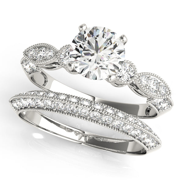 Soler Engagement Ring in Round White Gold