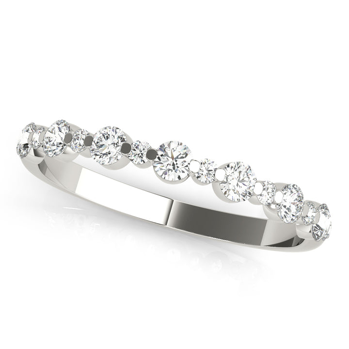Lilac Wedding Band in Platinum