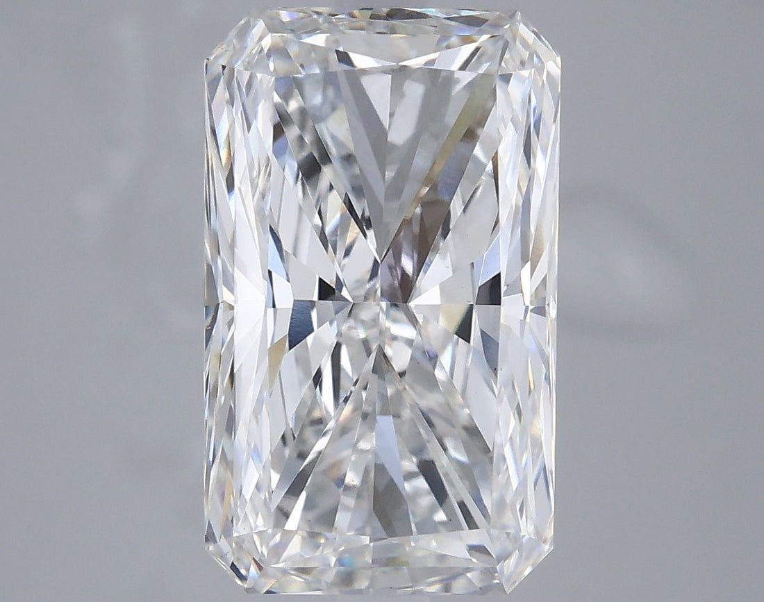 4.8CT Radiant Cut Lab Grown Diamond E | VS1 | IGI Certified