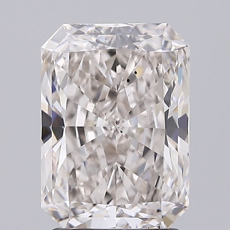 2.01CT Radiant Cut Lab Grown Diamond H | VS2 | IGI Certified