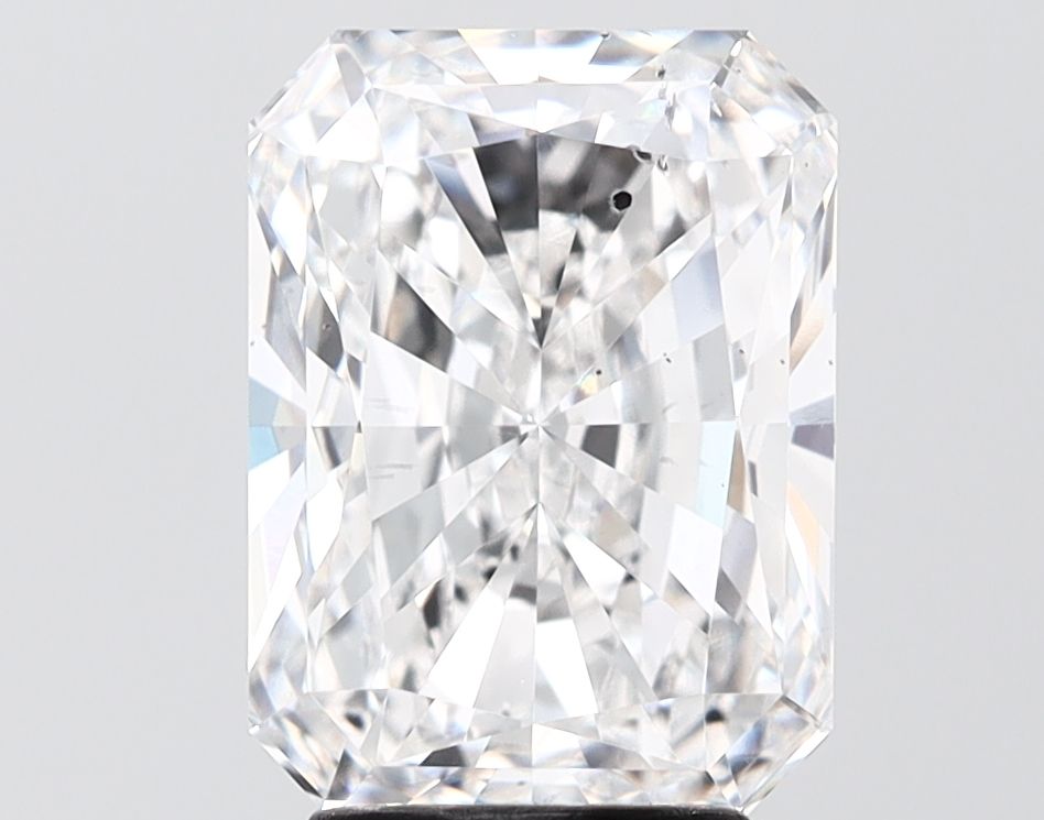 4.09CT Radiant Cut Lab Grown Diamond D | SI1 | IGI Certified