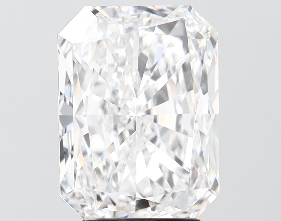 4.02CT Radiant Cut Lab Grown Diamond F | VS1 | IGI Certified